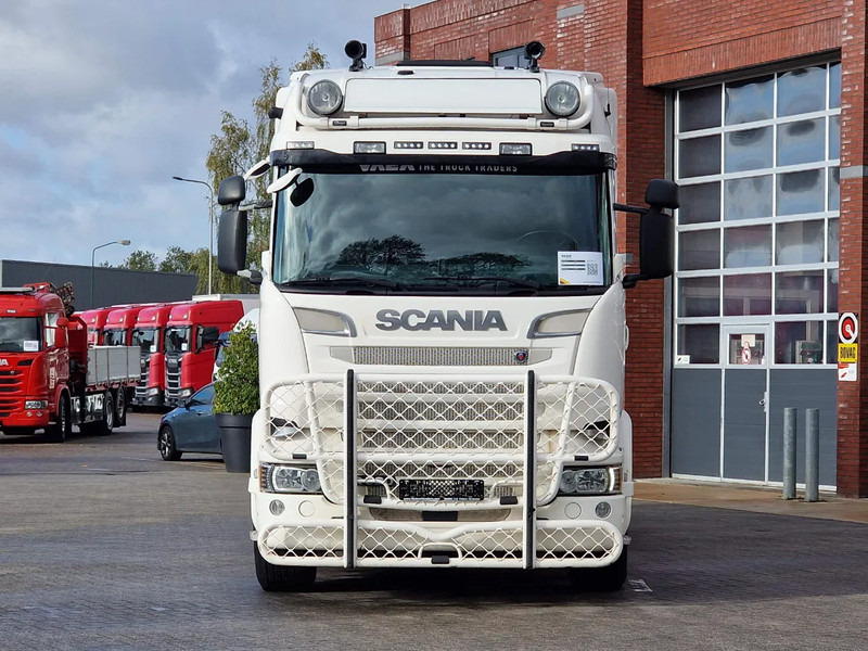 Scania R520 V8 8x2*4 - Tank - 19.000L - 4 compartments - Pump and counter - Retarder - 유조트럭 : 사진 2 Scania R520 V8 8x2*4 - Tank - 19.000L - 4 compartments - Pump and counter - Retarder - 유조트럭 : 사진 2