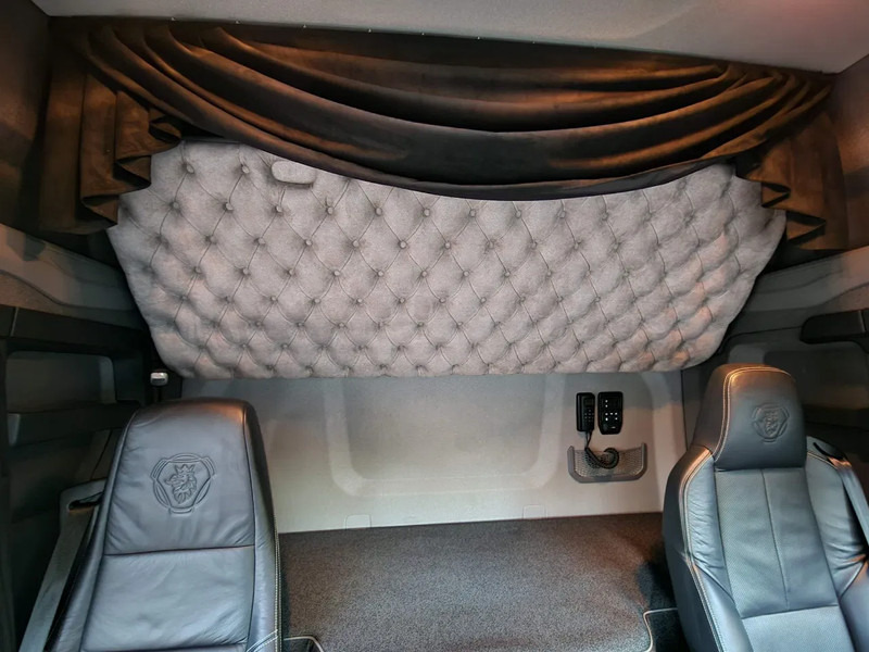 트랙터 유닛 Scania R560 Highline 6x2 - BUFFL - Retarder - Full air - 3.15 WB - Leather : 사진 17