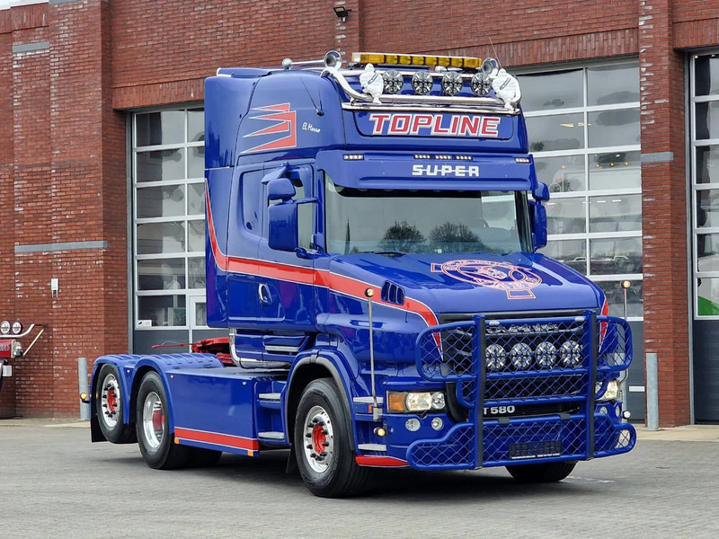 Scania T580 V8 Topline 6x2 - Original Scania Hauber / Torpedo - Manual gearbox - Show truck - Retarder - 트랙터 유닛 : 사진 1 Scania T580 V8 Topline 6x2 - Original Scania Hauber / Torpedo - Manual gearbox - Show truck - Retarder - 트랙터 유닛 : 사진 1