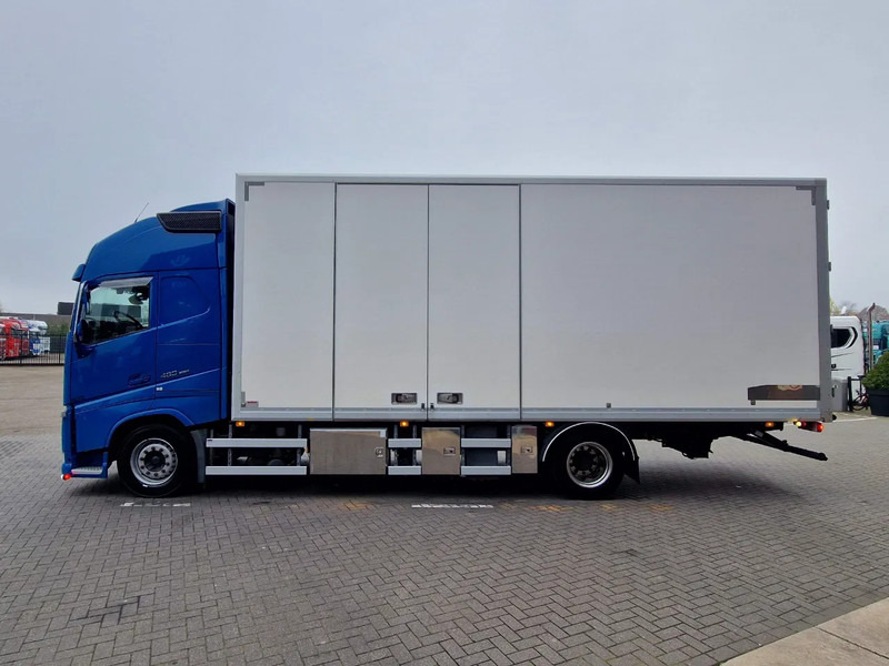 Volvo FH 13.460 Globetrotter XL 4x2 - Box with side doors - Manual gearbox - Full air - 박스 트럭 : 사진 5 Volvo FH 13.460 Globetrotter XL 4x2 - Box with side doors - Manual gearbox - Full air - 박스 트럭 : 사진 5