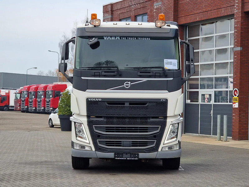Volvo FH 13.500 8x4*4 - Kipper 2 seiten kipper - Full air - Steering axle - Euro 6 - I shift - 덤프트럭 : 사진 4 Volvo FH 13.500 8x4*4 - Kipper 2 seiten kipper - Full air - Steering axle - Euro 6 - I shift - 덤프트럭 : 사진 4