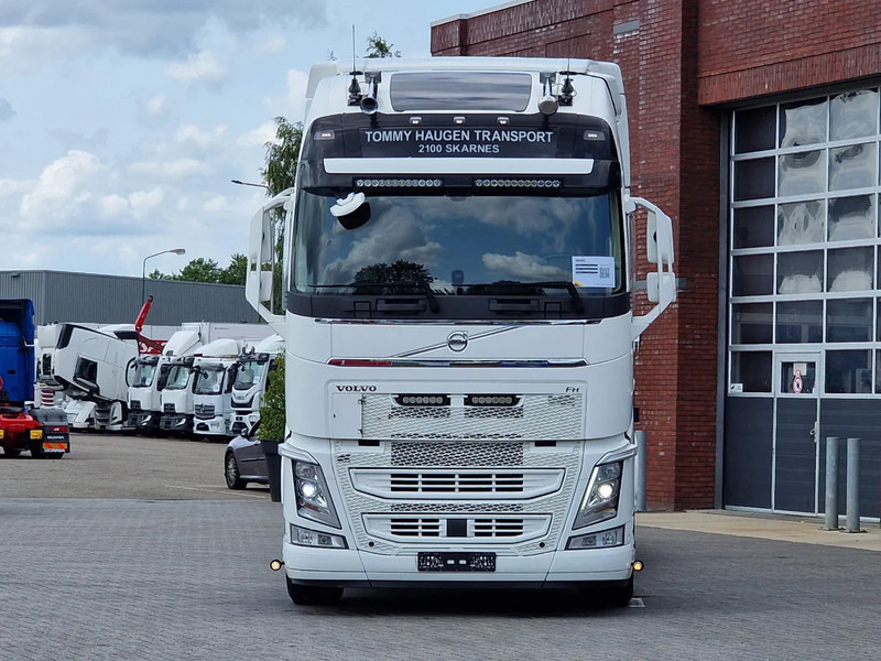 Volvo FH 13.500 Globetrotter XL 6x2 - BDF - Retarder - I parkcool - Full air - 4.90 WB - 컨테이너 운반 장치/ 스와프 보디 트럭 : 사진 2 Volvo FH 13.500 Globetrotter XL 6x2 - BDF - Retarder - I parkcool - Full air - 4.90 WB - 컨테이너 운반 장치/ 스와프 보디 트럭 : 사진 2