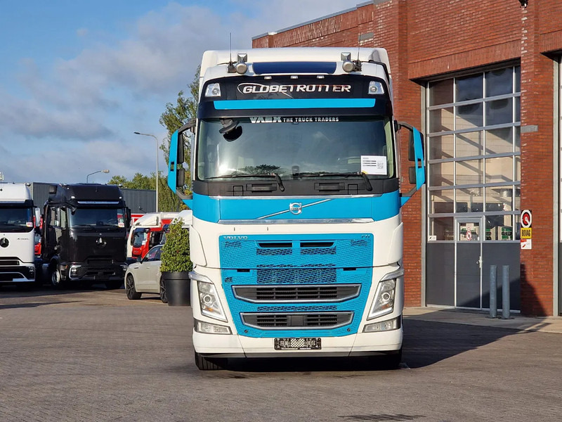 Volvo FH 13.540 Globetrotter 6x2 - BDF - 4.90 WB - Full air - VEB + - 컨테이너 운반 장치/ 스와프 보디 트럭 : 사진 2 Volvo FH 13.540 Globetrotter 6x2 - BDF - 4.90 WB - Full air - VEB + - 컨테이너 운반 장치/ 스와프 보디 트럭 : 사진 2