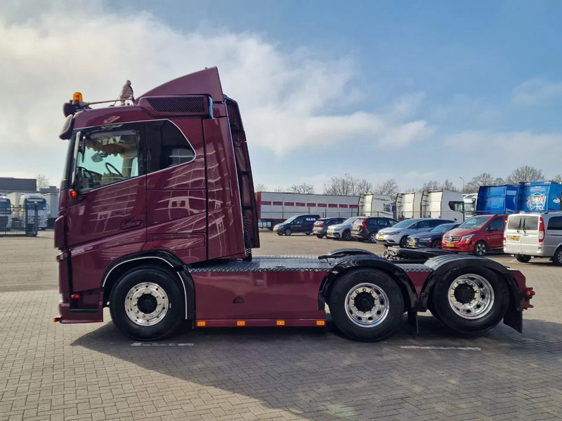 Volvo FH 13.540 Lowroof 6x2 - Show truck - Custom interior - Full air suspension - I parkcool - VEB+ - 트랙터 유닛 : 사진 4 Volvo FH 13.540 Lowroof 6x2 - Show truck - Custom interior - Full air suspension - I parkcool - VEB+ - 트랙터 유닛 : 사진 4