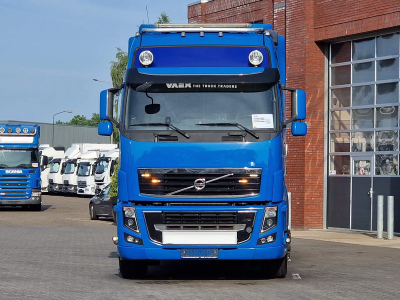 Volvo FH 16.700 Globetrotter 6x2*4 - Palfinger T20 Hook - Retarder - Steering axle - 후크 리프트 트럭 : 사진 4 Volvo FH 16.700 Globetrotter 6x2*4 - Palfinger T20 Hook - Retarder - Steering axle - 후크 리프트 트럭 : 사진 4