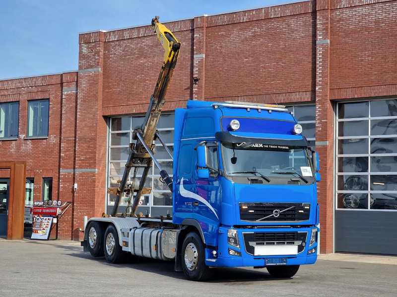 Volvo FH 16.700 Globetrotter 6x2*4 - Palfinger T20 Hook - Retarder - Steering axle - 후크 리프트 트럭 : 사진 1 Volvo FH 16.700 Globetrotter 6x2*4 - Palfinger T20 Hook - Retarder - Steering axle - 후크 리프트 트럭 : 사진 1