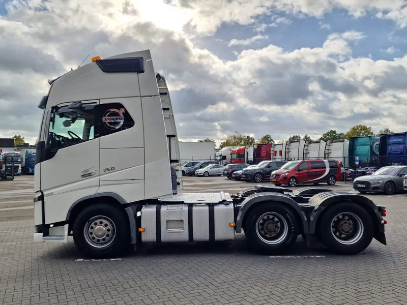 Volvo FH 16.750 Globetrotter XL 6x4 - Retarder - HUB Reduction - Low KM - Euro 5 - 트랙터 유닛 : 사진 4 Volvo FH 16.750 Globetrotter XL 6x4 - Retarder - HUB Reduction - Low KM - Euro 5 - 트랙터 유닛 : 사진 4