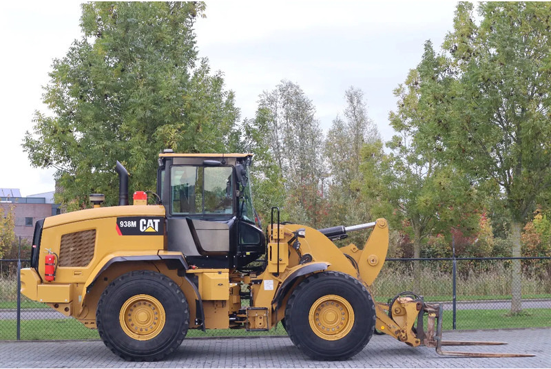 Caterpillar 938 M | 2X BUCKET | JIB | FORKS | BSS | GOOD CONDITION - 휠 로더 : 사진 4 Caterpillar 938 M | 2X BUCKET | JIB | FORKS | BSS | GOOD CONDITION - 휠 로더 : 사진 4