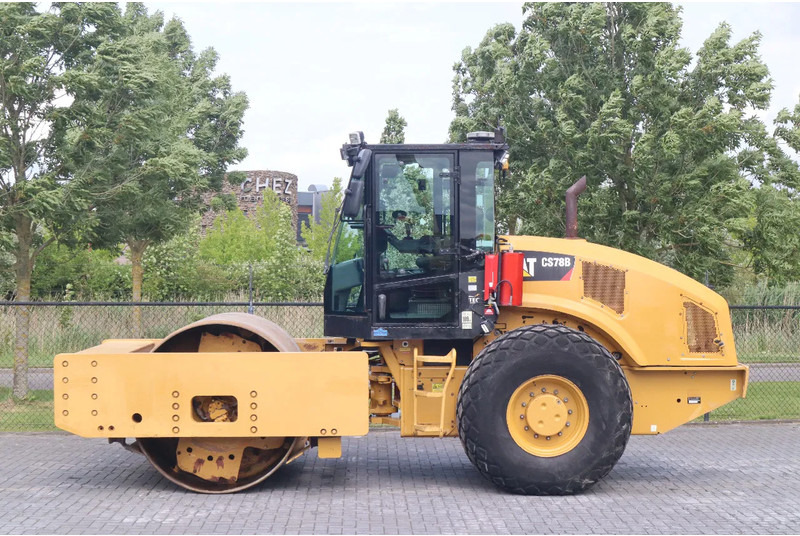 Caterpillar CS78B | TRIMBLE GPS | GOOD CONDITION - 롤러 : 사진 1 Caterpillar CS78B | TRIMBLE GPS | GOOD CONDITION - 롤러 : 사진 1