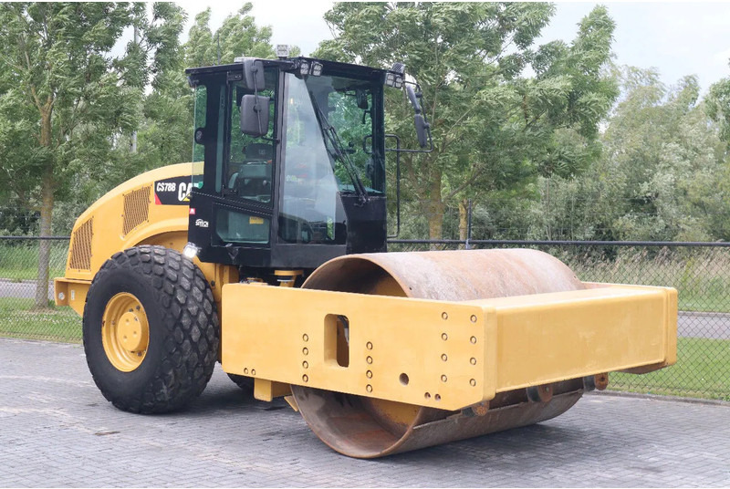 Caterpillar CS78B | TRIMBLE GPS | GOOD CONDITION - 롤러 : 사진 5 Caterpillar CS78B | TRIMBLE GPS | GOOD CONDITION - 롤러 : 사진 5