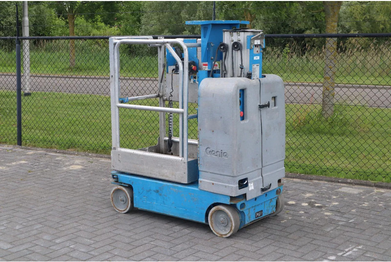 Genie GR-12 | 5.45 METER | 227 KG | MULTIPLE UNITS - 고가작업 플랫폼 : 사진 3 Genie GR-12 | 5.45 METER | 227 KG | MULTIPLE UNITS - 고가작업 플랫폼 : 사진 3