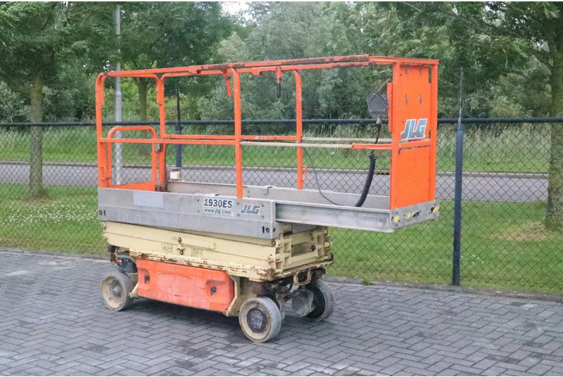 JLG 1930 ES | 7.7 METER | 230 KG - 시저 리프트 : 사진 5 JLG 1930 ES | 7.7 METER | 230 KG - 시저 리프트 : 사진 5