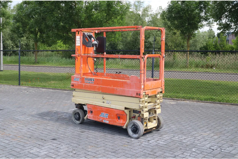JLG 1930 ES | 7.7 METER | 230 KG - 시저 리프트 : 사진 2 JLG 1930 ES | 7.7 METER | 230 KG - 시저 리프트 : 사진 2