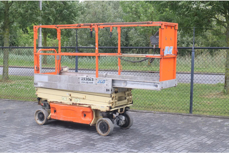 JLG 1930 ES | 7.7 METER | 230 KG - 시저 리프트 : 사진 5 JLG 1930 ES | 7.7 METER | 230 KG - 시저 리프트 : 사진 5