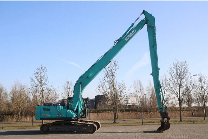 Kobelco SK260 NLC -10E | 18.5 METER LONG REACH | TILT BUCKET - 크롤러 굴삭기 : 사진 4 Kobelco SK260 NLC -10E | 18.5 METER LONG REACH | TILT BUCKET - 크롤러 굴삭기 : 사진 4