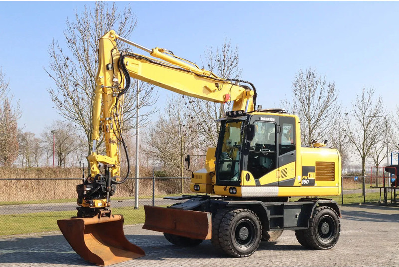 Komatsu PW160-11 | ENGCON TILTROTATOR | BUCKET | TRAILER HYDR. - 휠 굴삭기 : 사진 2 Komatsu PW160-11 | ENGCON TILTROTATOR | BUCKET | TRAILER HYDR. - 휠 굴삭기 : 사진 2