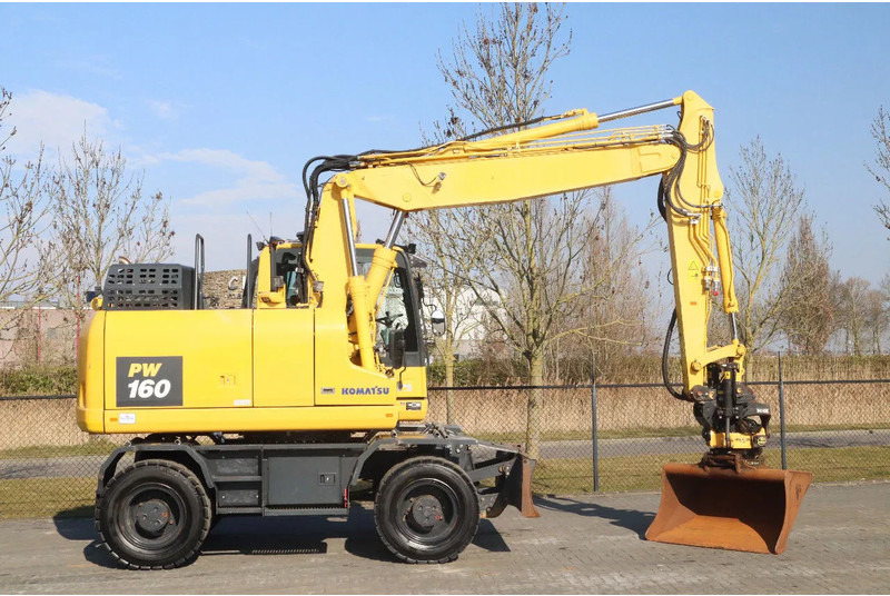 Komatsu PW160-11 | ENGCON TILTROTATOR | BUCKET | TRAILER HYDR. - 휠 굴삭기 : 사진 4 Komatsu PW160-11 | ENGCON TILTROTATOR | BUCKET | TRAILER HYDR. - 휠 굴삭기 : 사진 4