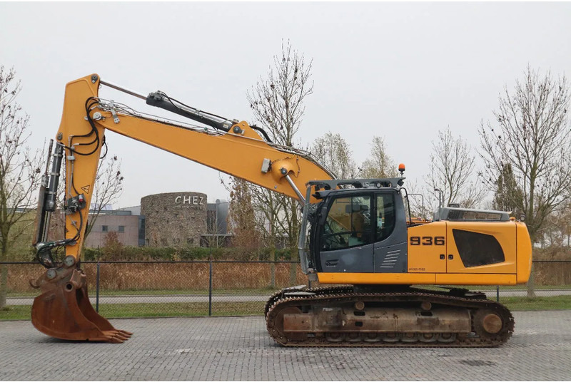 Liebherr R936 NLC | STRAIGHT BOOM | MAGNET GEN | OILQUICK - 크롤러 굴삭기 : 사진 1 Liebherr R936 NLC | STRAIGHT BOOM | MAGNET GEN | OILQUICK - 크롤러 굴삭기 : 사진 1