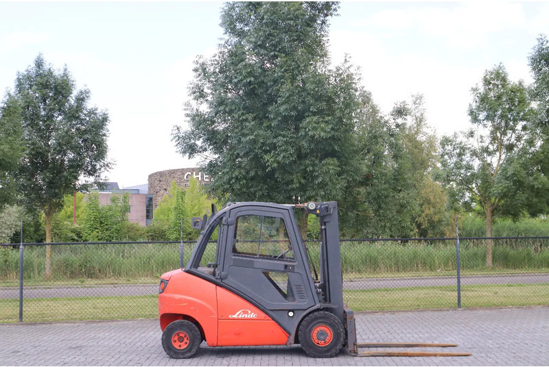 Linde H35D | SIDESHIFT + SPREADER | FREELIFT | 4.7 M - 디젤 지게차 : 사진 4 Linde H35D | SIDESHIFT + SPREADER | FREELIFT | 4.7 M - 디젤 지게차 : 사진 4