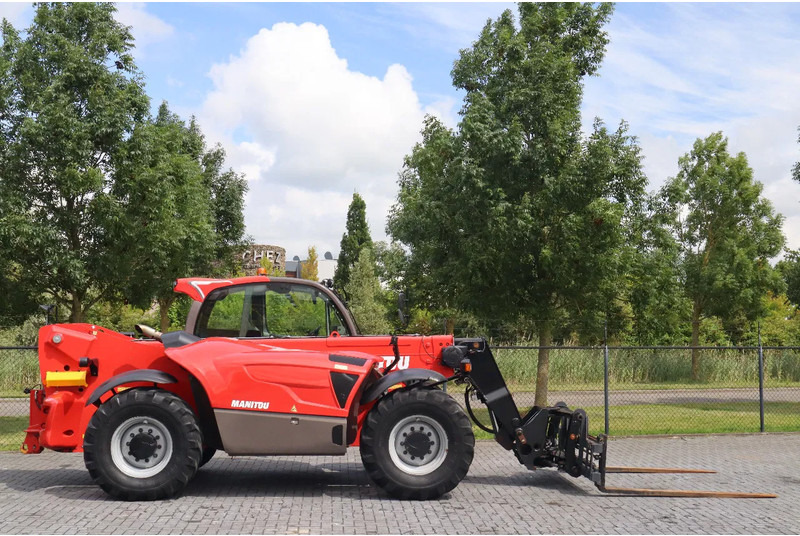 Manitou MLT 960 | SWING HYDR. QUICK COUPLER | HYDR. FORKS | BUCKET - 텔레스코픽 핸들러 : 사진 4 Manitou MLT 960 | SWING HYDR. QUICK COUPLER | HYDR. FORKS | BUCKET - 텔레스코픽 핸들러 : 사진 4