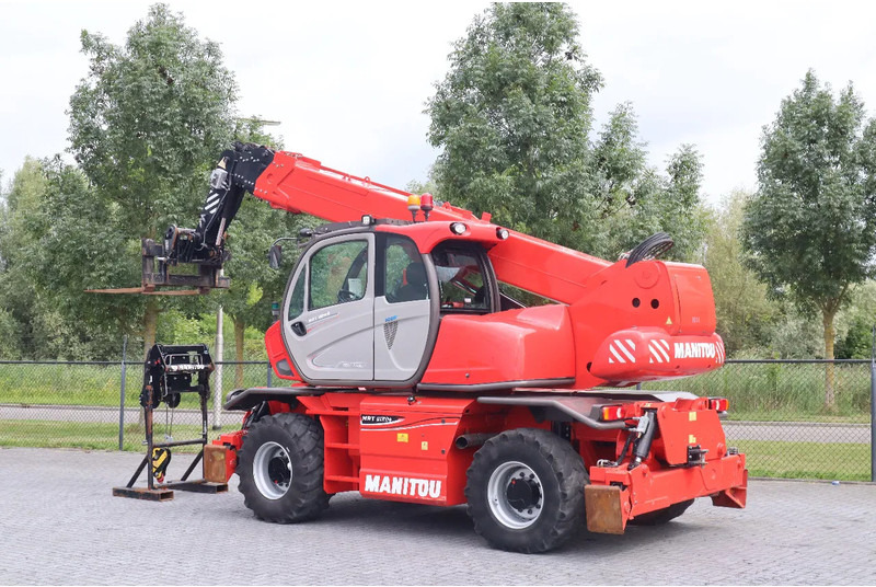 Manitou MRT 2150 + S2 | REMOTE | FORKS | 3-TON WINCH - 로더 : 사진 3 Manitou MRT 2150 + S2 | REMOTE | FORKS | 3-TON WINCH - 로더 : 사진 3