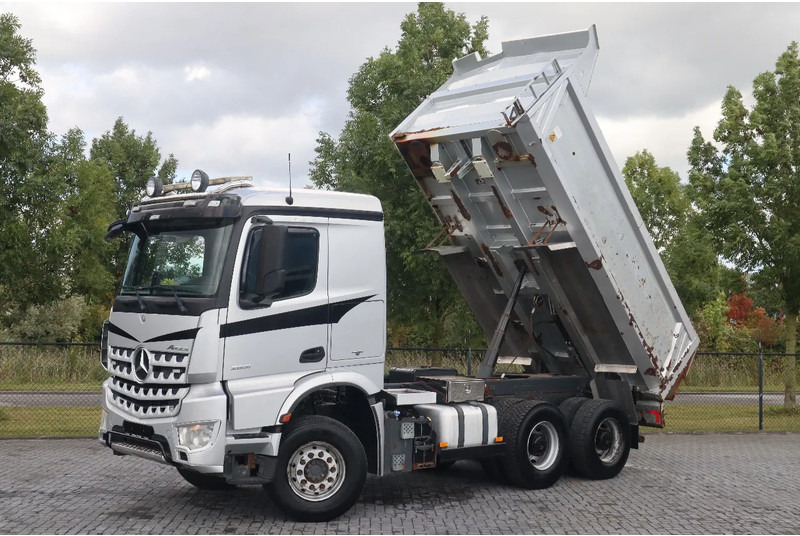 Mercedes-Benz Arocs 2651 | 6X4 | RETARDER | BIG AXLES | EURO 6 - 덤프트럭 : 사진 1 Mercedes-Benz Arocs 2651 | 6X4 | RETARDER | BIG AXLES | EURO 6 - 덤프트럭 : 사진 1