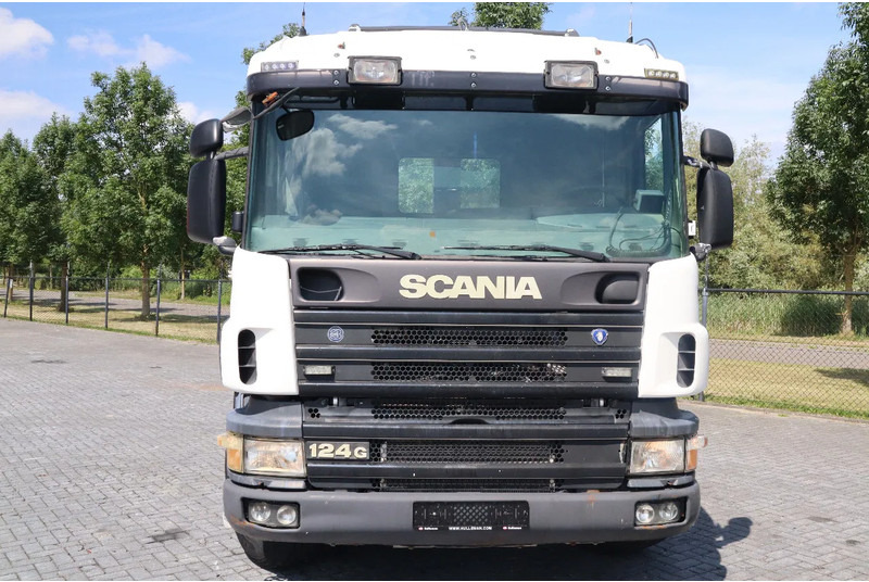 Scania P124-420 | 8X4 | HOOKLIFT | MANUAL | BIG AXLES | EURO 3 - 후크 리프트 트럭 : 사진 2 Scania P124-420 | 8X4 | HOOKLIFT | MANUAL | BIG AXLES | EURO 3 - 후크 리프트 트럭 : 사진 2