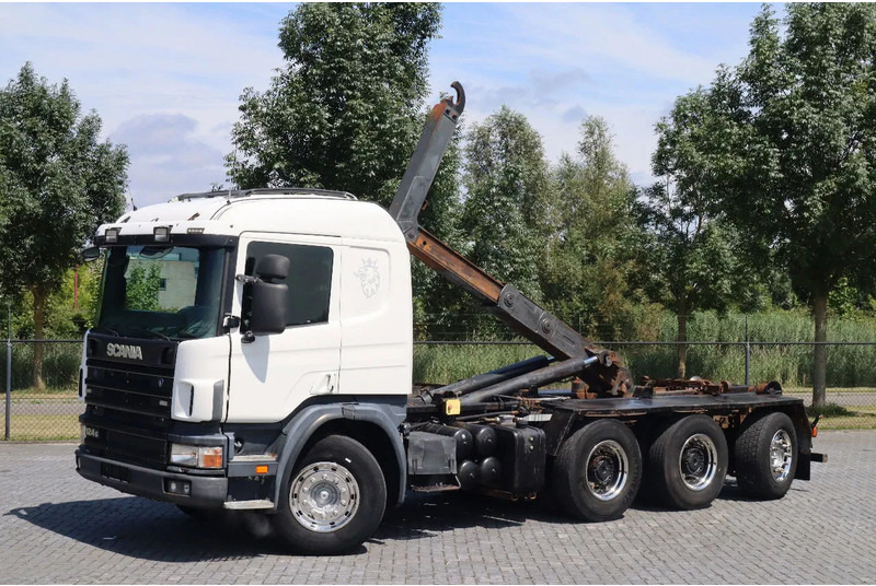 Scania P124-420 | 8X4 | HOOKLIFT | MANUAL | BIG AXLES | EURO 3 - 후크 리프트 트럭 : 사진 1 Scania P124-420 | 8X4 | HOOKLIFT | MANUAL | BIG AXLES | EURO 3 - 후크 리프트 트럭 : 사진 1