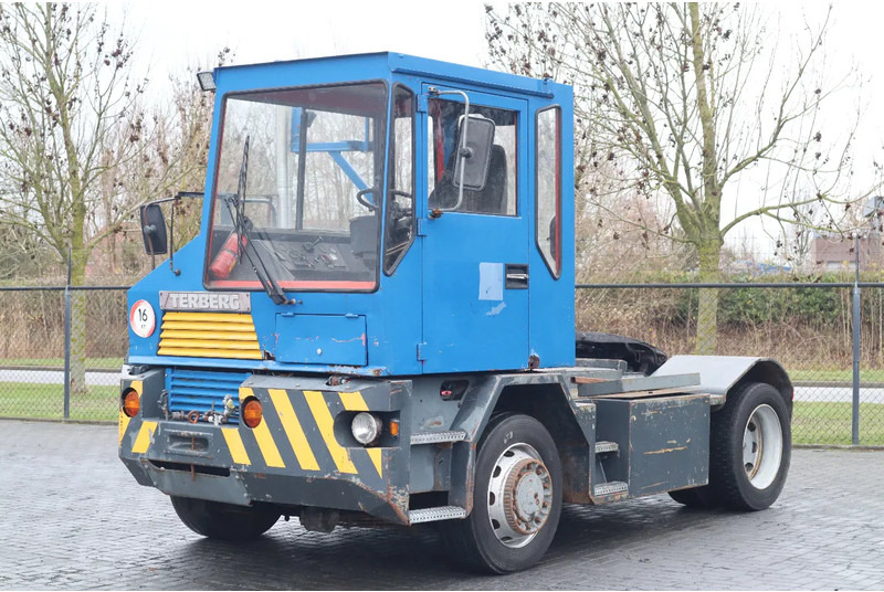 Terberg RT 20 | 4X4 | TERMINAL TRACTOR | DUTCH REG. - 터미널 트랙터 : 사진 2 Terberg RT 20 | 4X4 | TERMINAL TRACTOR | DUTCH REG. - 터미널 트랙터 : 사진 2