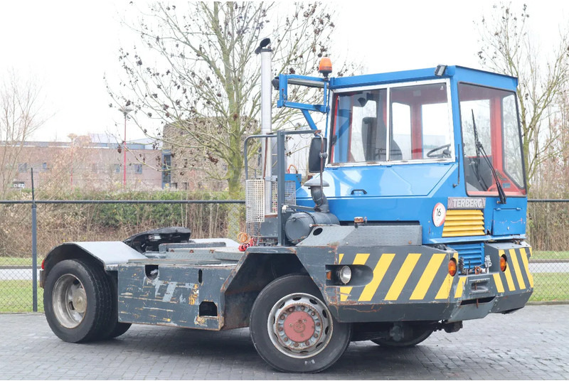 Terberg RT 20 | 4X4 | TERMINAL TRACTOR | DUTCH REG. - 터미널 트랙터 : 사진 4 Terberg RT 20 | 4X4 | TERMINAL TRACTOR | DUTCH REG. - 터미널 트랙터 : 사진 4