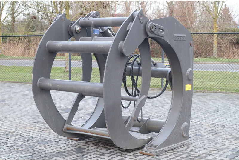 Volvo 80834 | 1.8 M2 | L60/L70/L90 | LOG GRAPPLE | HOLZGREIFER | WOOD CLAMP - 임업용 트레일러 : 사진 1 Volvo 80834 | 1.8 M2 | L60/L70/L90 | LOG GRAPPLE | HOLZGREIFER | WOOD CLAMP - 임업용 트레일러 : 사진 1