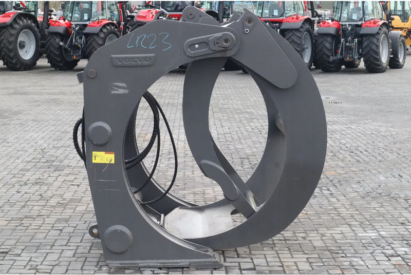 Volvo 80834 | 1.8 M2 | L60/L70/L90 | LOG GRAPPLE | HOLZGREIFER | WOOD CLAMP - 임업용 트레일러 : 사진 4 Volvo 80834 | 1.8 M2 | L60/L70/L90 | LOG GRAPPLE | HOLZGREIFER | WOOD CLAMP - 임업용 트레일러 : 사진 4