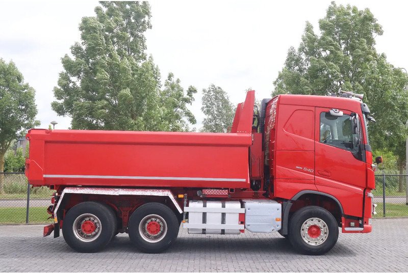Volvo FH 540 | 6X4 | RETARDER | BIG AXLES | EURO 6 - 덤프트럭 : 사진 4 Volvo FH 540 | 6X4 | RETARDER | BIG AXLES | EURO 6 - 덤프트럭 : 사진 4