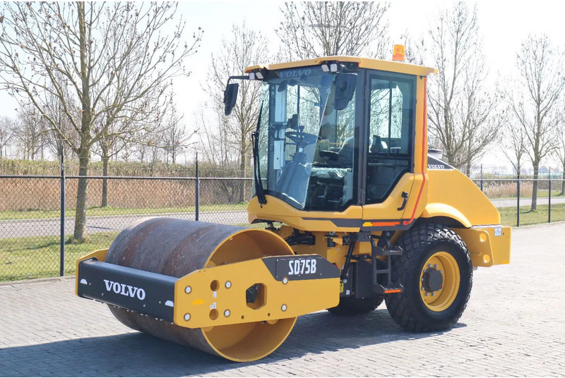 Volvo SD75B | SD 75 B | NEW / UNUSED | 1 YEAR WARRANTY - 로드 롤러 : 사진 2 Volvo SD75B | SD 75 B | NEW / UNUSED | 1 YEAR WARRANTY - 로드 롤러 : 사진 2