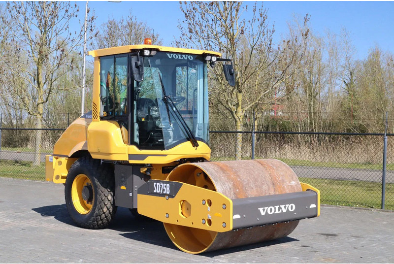 Volvo SD75B | SD 75 B | NEW / UNUSED | 1 YEAR WARRANTY - 로드 롤러 : 사진 5 Volvo SD75B | SD 75 B | NEW / UNUSED | 1 YEAR WARRANTY - 로드 롤러 : 사진 5
