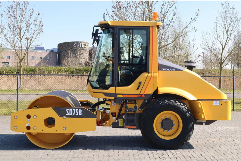 Volvo SD75B | SD 75 B | NEW / UNUSED | 1 YEAR WARRANTY - 롤러 : 사진 1 Volvo SD75B | SD 75 B | NEW / UNUSED | 1 YEAR WARRANTY - 롤러 : 사진 1