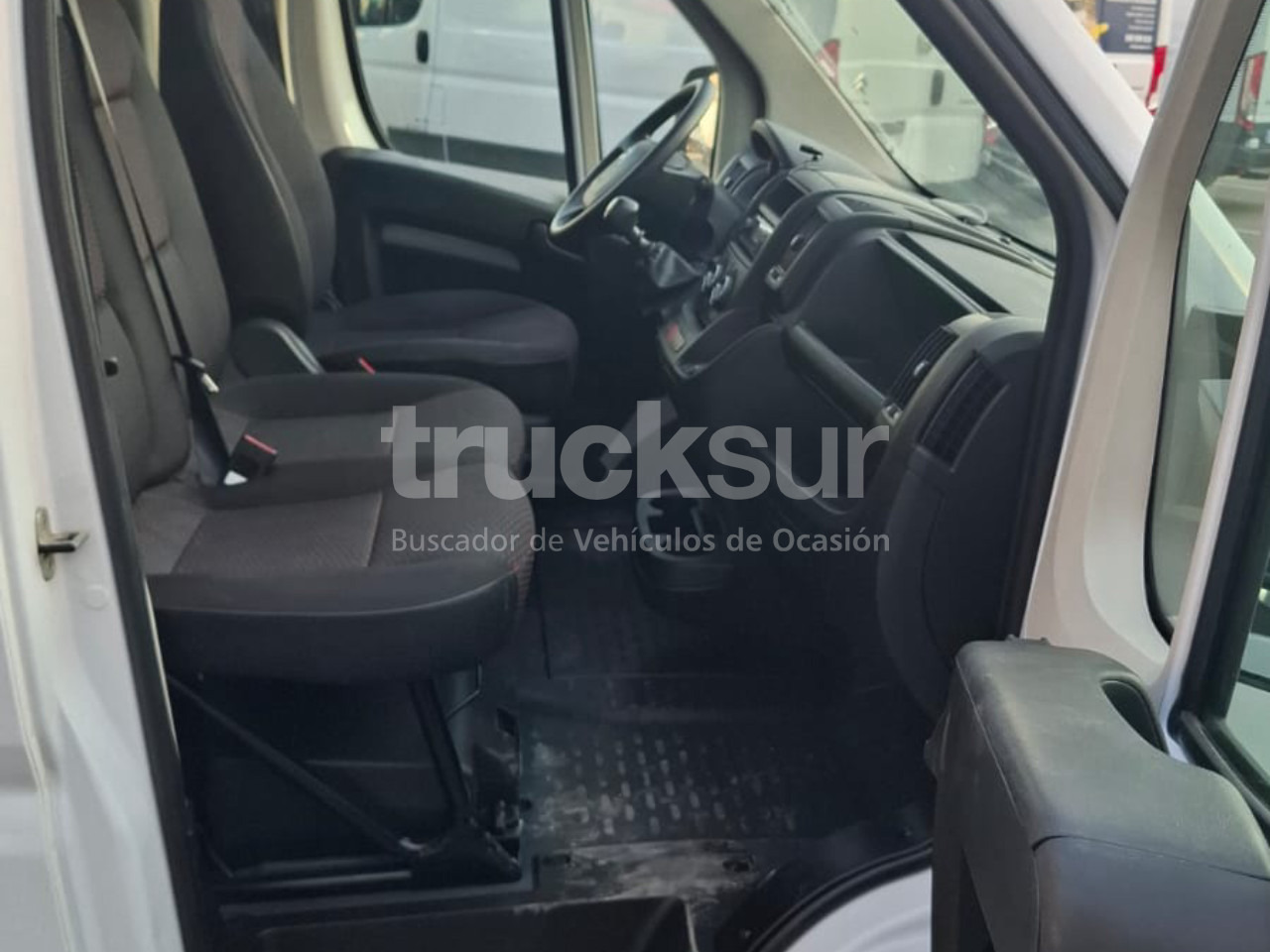 CITROEN JUMPER 120.35 L3H2 12M3 - 박스 밴 : 사진 5 CITROEN JUMPER 120.35 L3H2 12M3 - 박스 밴 : 사진 5