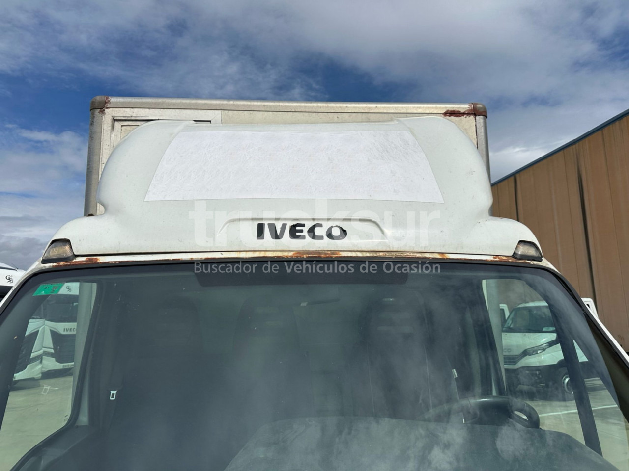 IVECO 35C14 - 박스 밴 : 사진 4 IVECO 35C14 - 박스 밴 : 사진 4