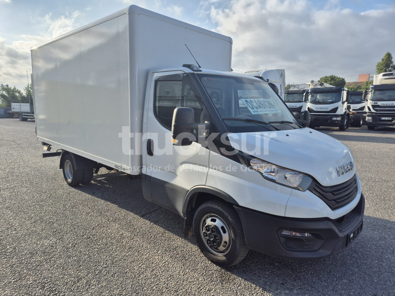 IVECO DAILY 35C16H - 박스 밴 : 사진 2 IVECO DAILY 35C16H - 박스 밴 : 사진 2