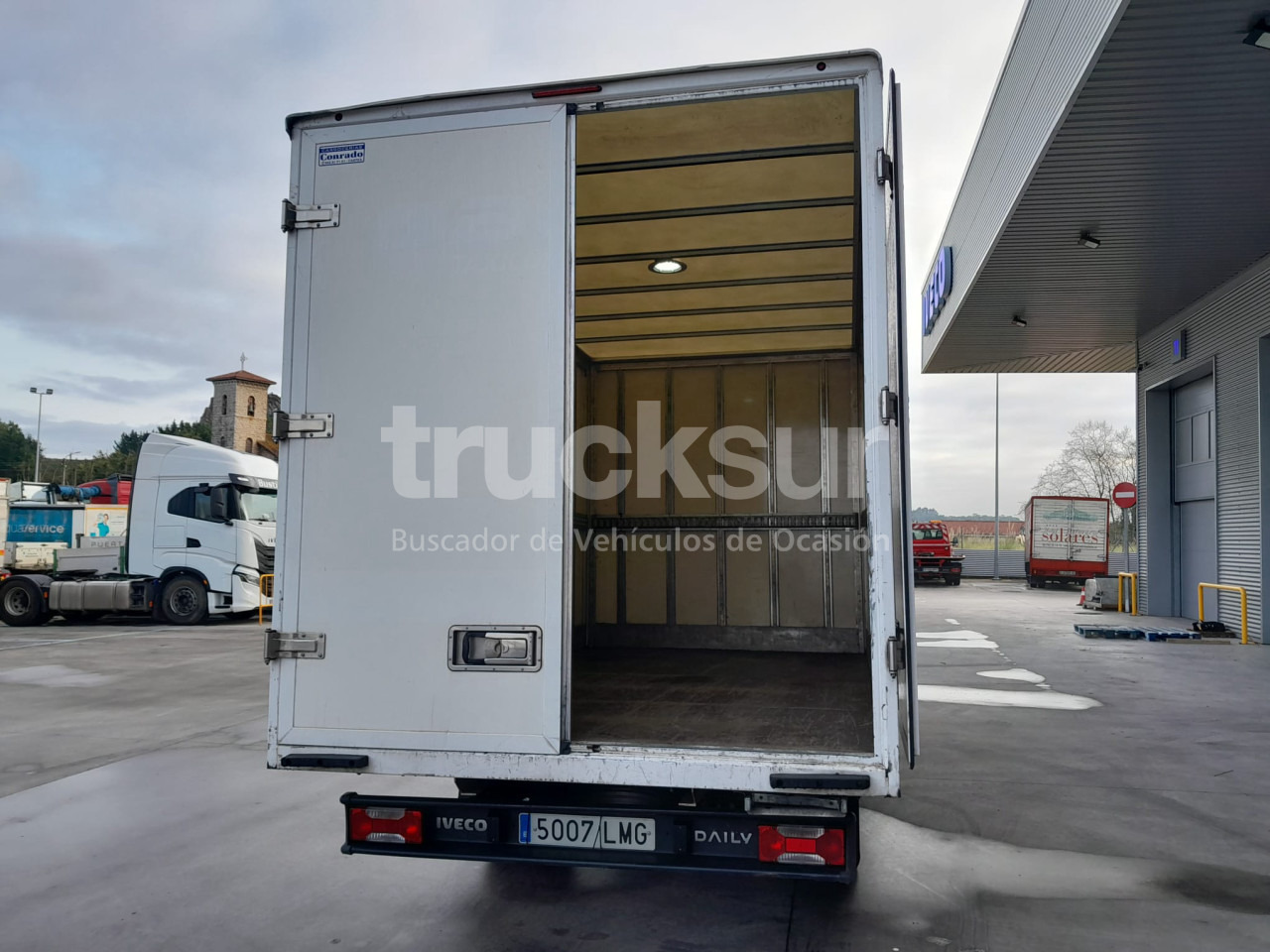 IVECO DAILY 35C16H - 박스 밴 : 사진 5 IVECO DAILY 35C16H - 박스 밴 : 사진 5