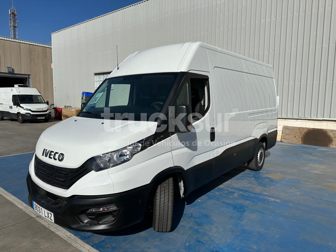 IVECO DAILY 35S16 F 12M3 - 박스 밴 : 사진 1 IVECO DAILY 35S16 F 12M3 - 박스 밴 : 사진 1
