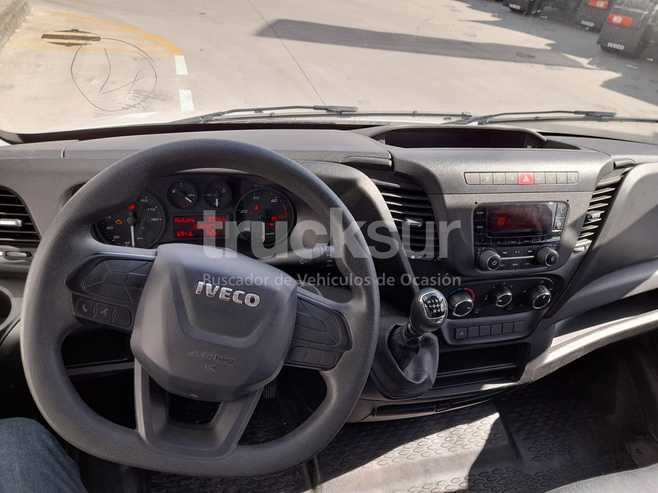 IVECO DAILY 35S16 - 박스 밴 : 사진 5 IVECO DAILY 35S16 - 박스 밴 : 사진 5