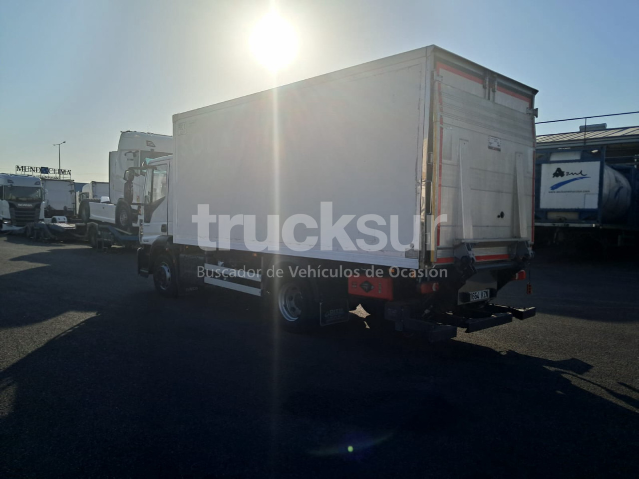 IVECO ML10E22 FRC-X - 박스 트럭 : 사진 4 IVECO ML10E22 FRC-X - 박스 트럭 : 사진 4