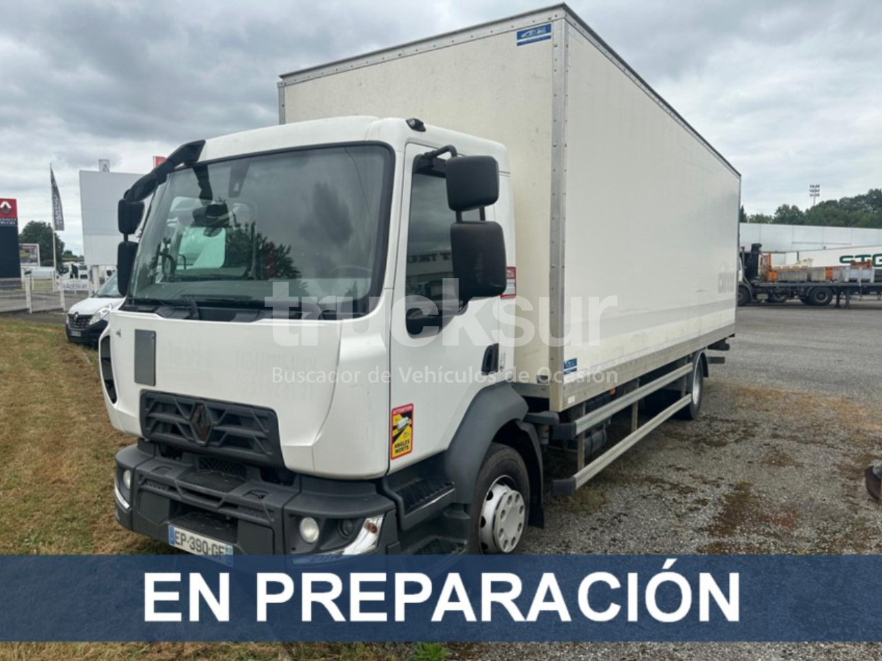 RENAULT D240.16 - 등온 트럭 : 사진 1 RENAULT D240.16 - 등온 트럭 : 사진 1