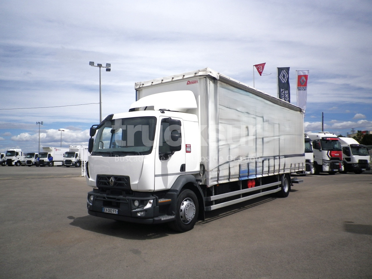 RENAULT D280.18 22P - 커튼사이더 트럭 : 사진 1 RENAULT D280.18 22P - 커튼사이더 트럭 : 사진 1