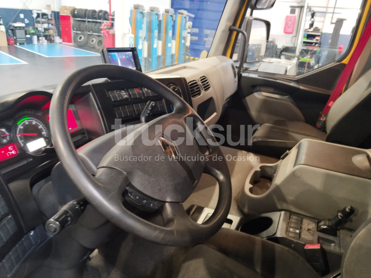 박스 트럭 RENAULT D280.18 : 사진 27 박스 트럭 RENAULT D280.18 : 사진 27