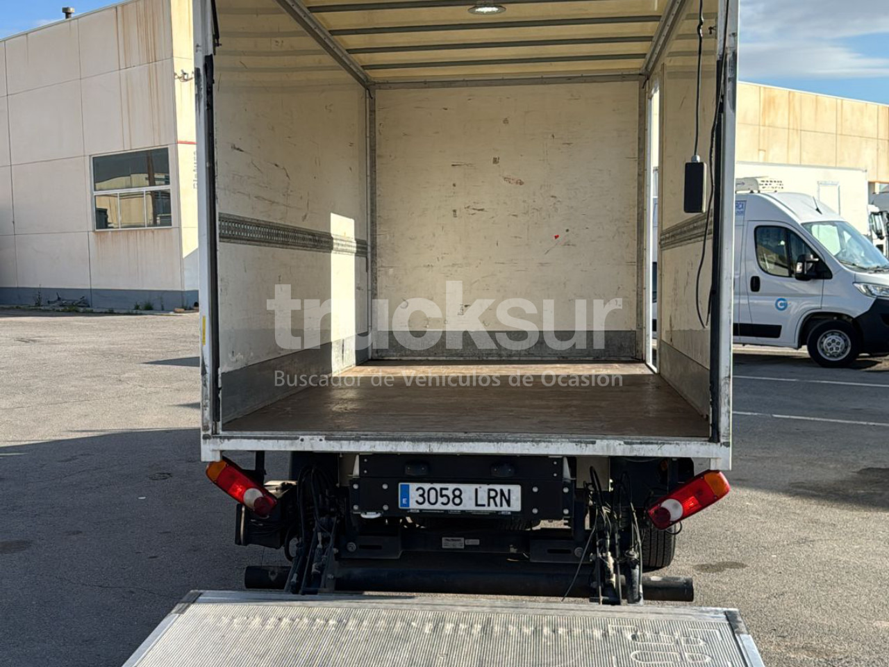 RENAULT MASTER 165.35 GV P/E - 박스 밴 : 사진 5 RENAULT MASTER 165.35 GV P/E - 박스 밴 : 사진 5