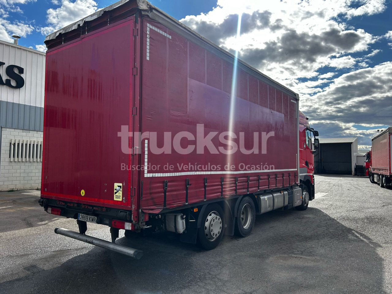 RENAULT T480 HIGH SLEEPER CAB 6X2*4 ejes 6x2*4 - 커튼사이더 트럭 : 사진 3 RENAULT T480 HIGH SLEEPER CAB 6X2*4 ejes 6x2*4 - 커튼사이더 트럭 : 사진 3
