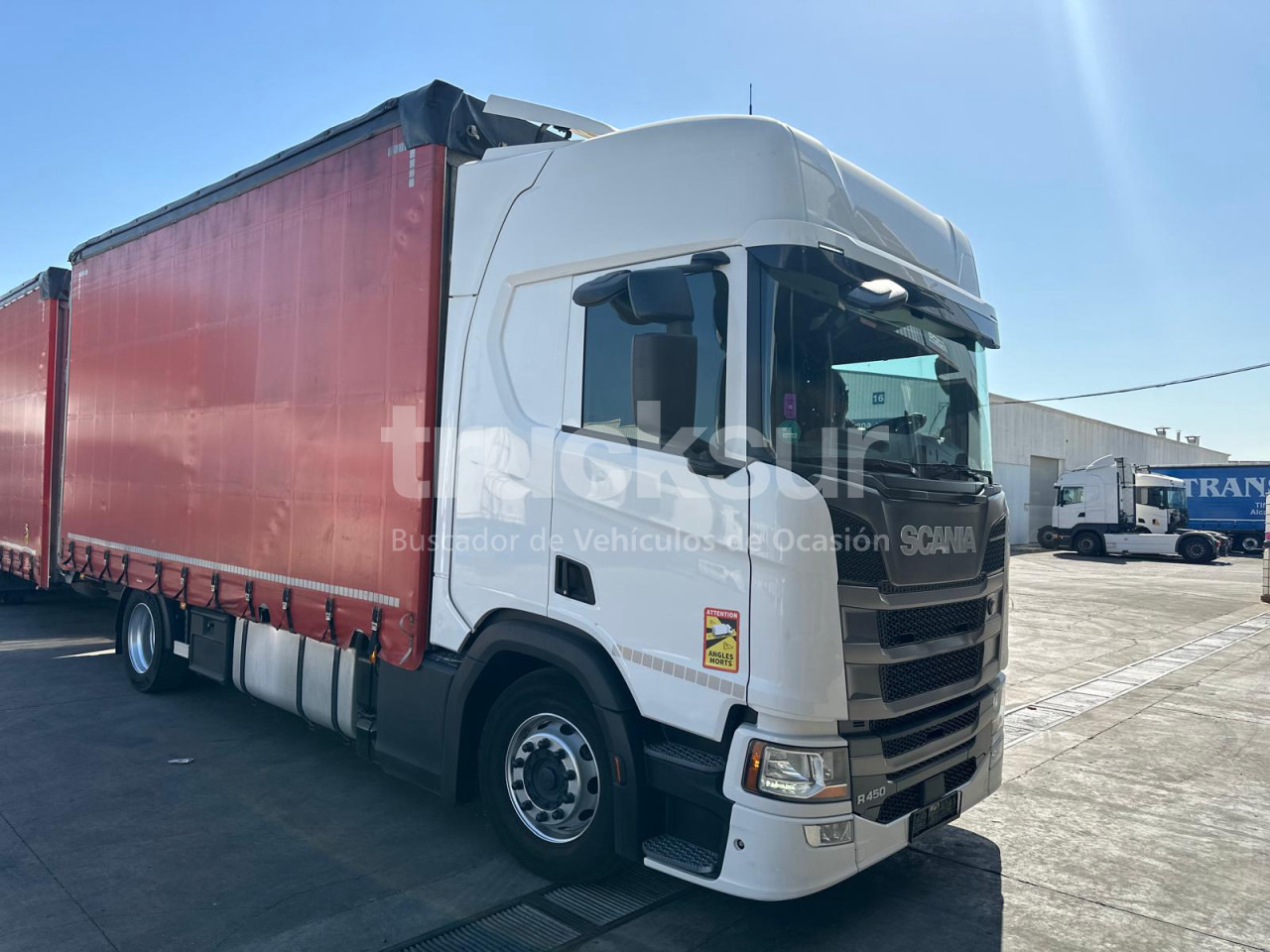 SCANIA R450.18 - 커튼사이더 트럭 : 사진 3 SCANIA R450.18 - 커튼사이더 트럭 : 사진 3