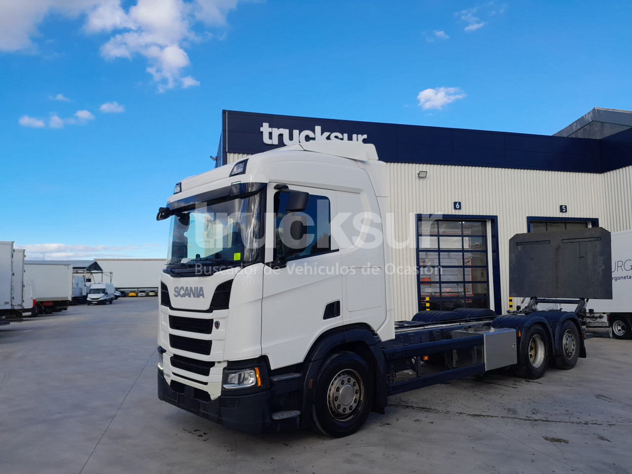 SCANIA R450.26 ejes 6x2*4 - 캡 새시 트럭 : 사진 1 SCANIA R450.26 ejes 6x2*4 - 캡 새시 트럭 : 사진 1